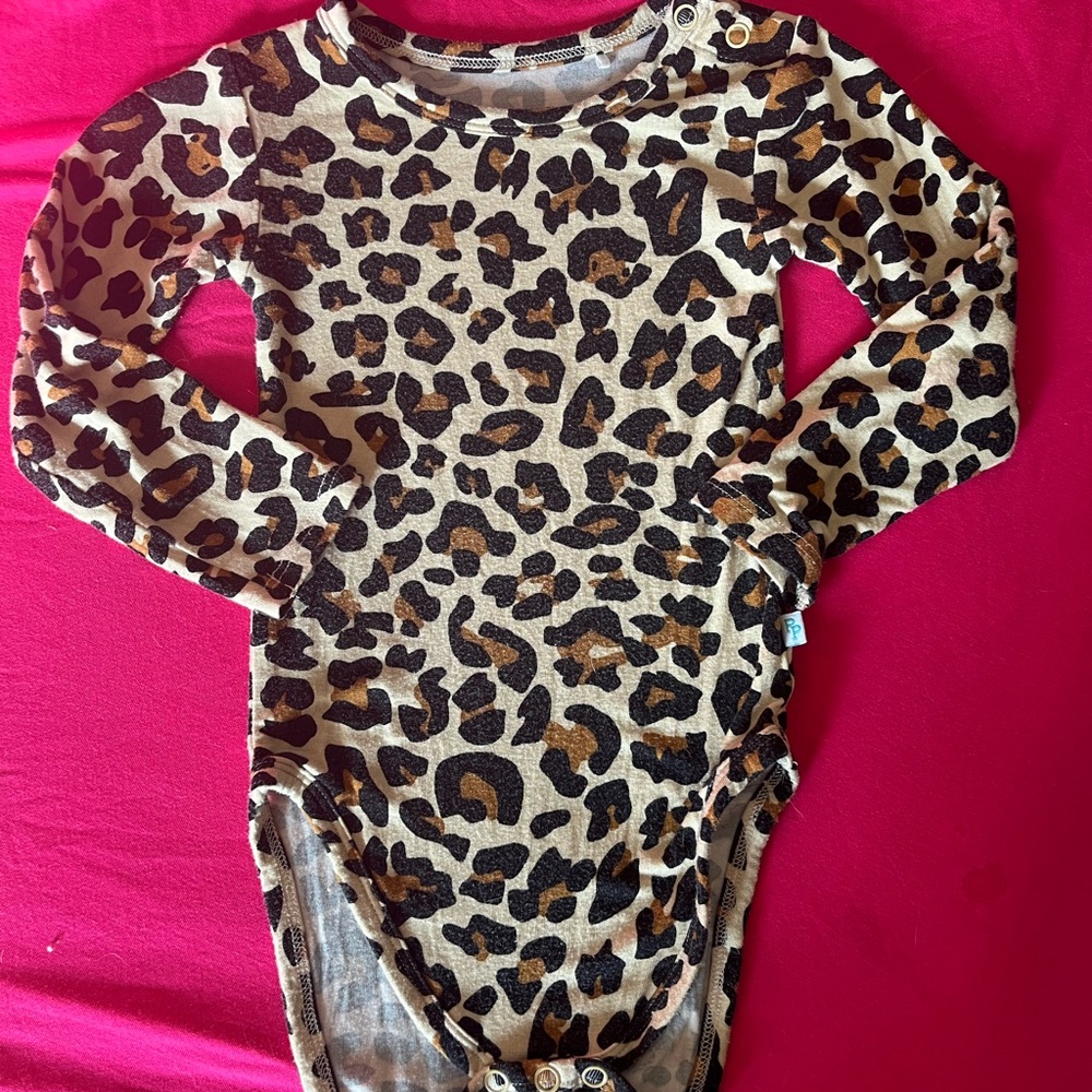 Leopard Print Long Sleeve Bodysuit